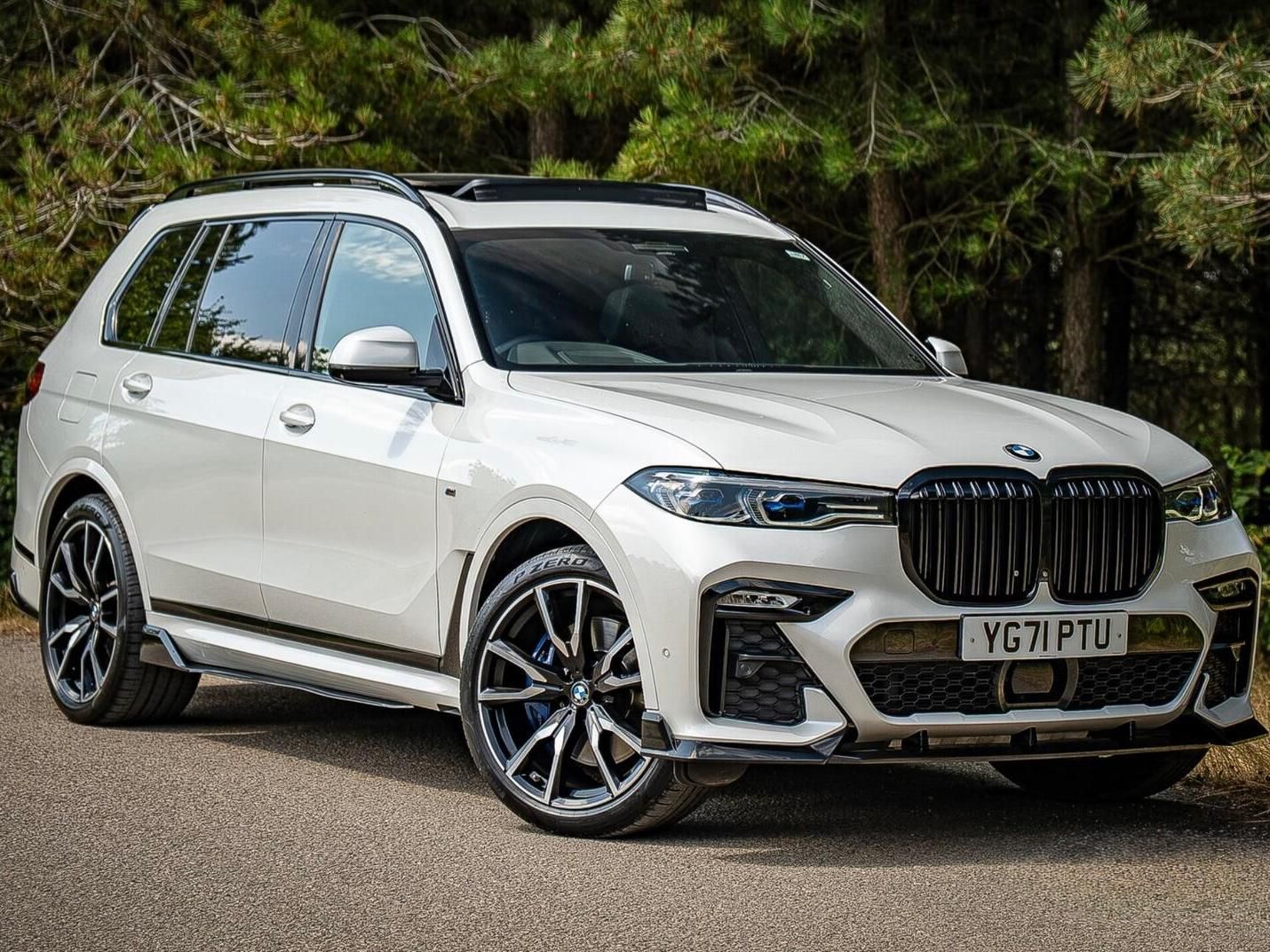BMW X7